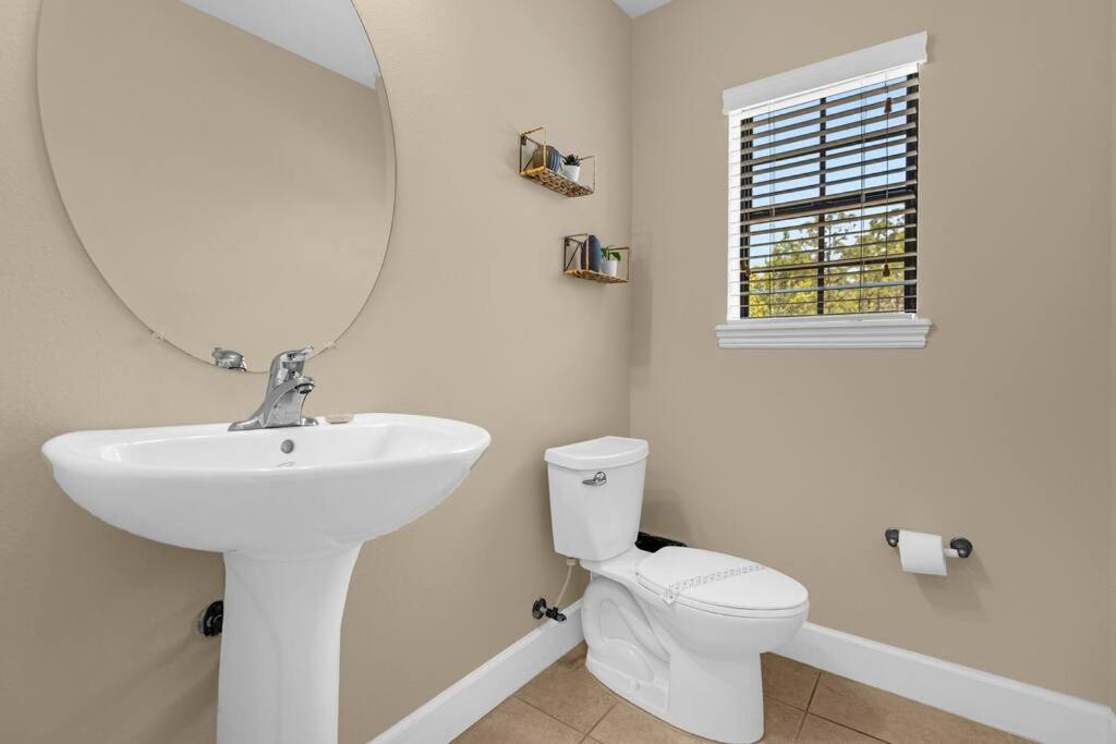 Vibrant 4Br Family Townhome 1 Mile From Disney World And Disney Springs Orlando Exterior photo