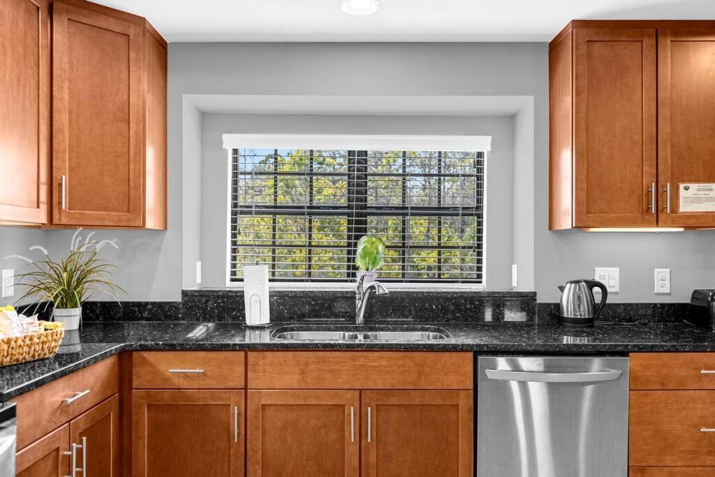 Vibrant 4Br Family Townhome 1 Mile From Disney World And Disney Springs Orlando Exterior photo