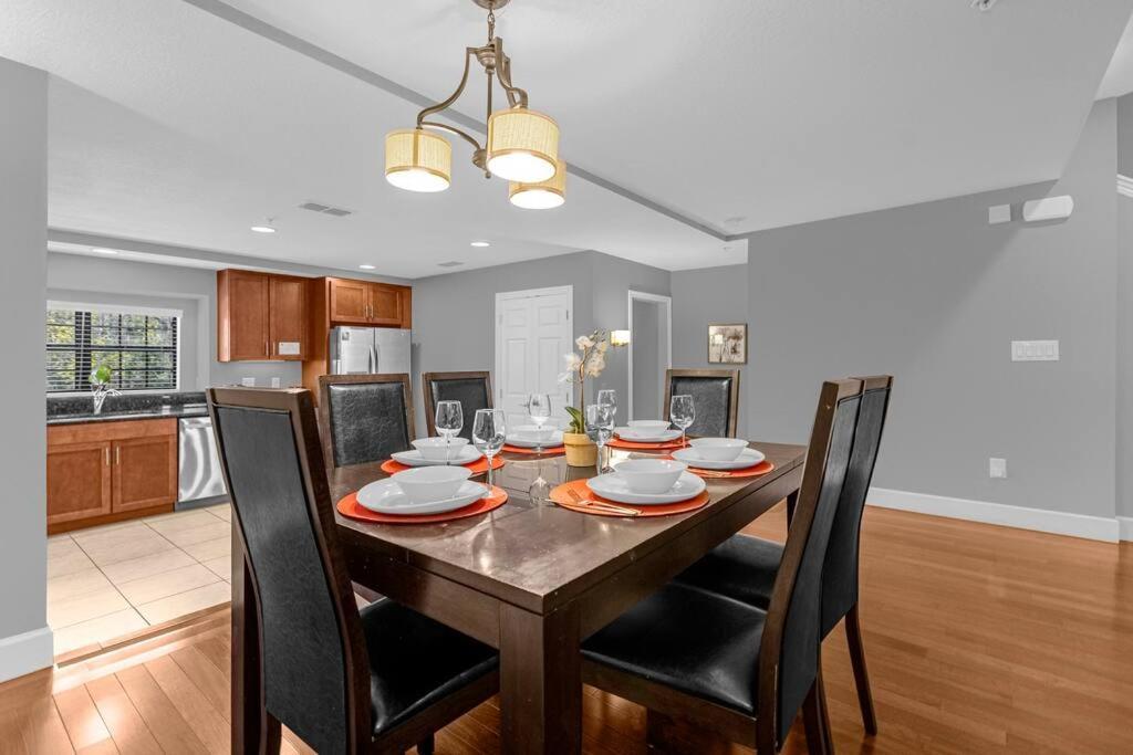 Vibrant 4Br Family Townhome 1 Mile From Disney World And Disney Springs Orlando Exterior photo